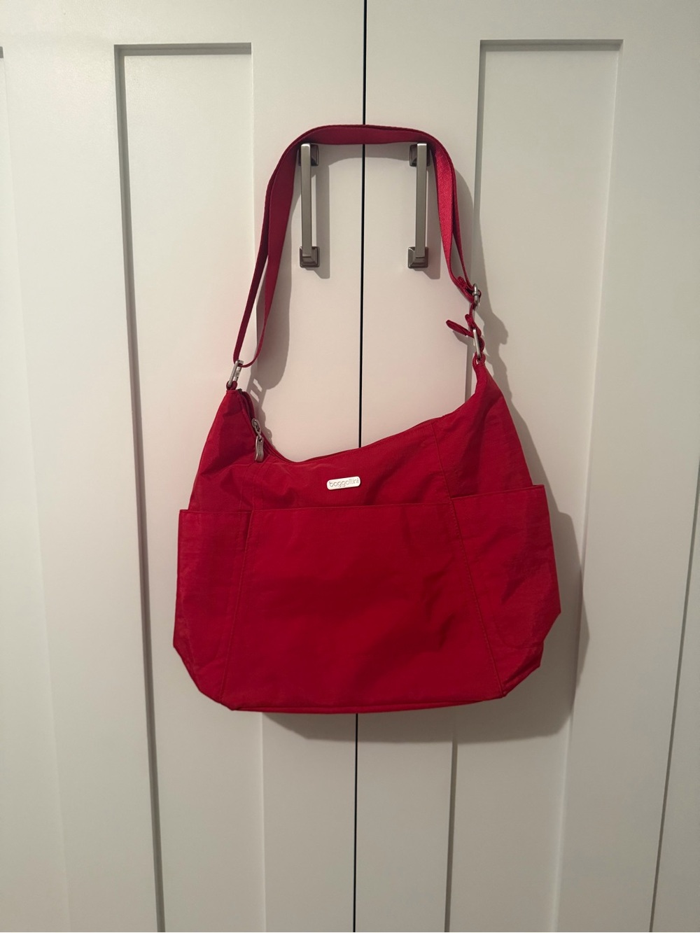 Baggallini Red Nylon Women's Travel Tote Shoulder Bag NWT